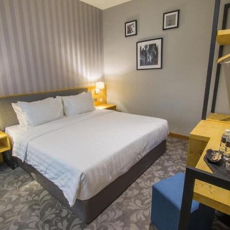 เรดไพน์ บูทิก โฮเต็ล Hotel สกูได ภายนอก รูปภาพ