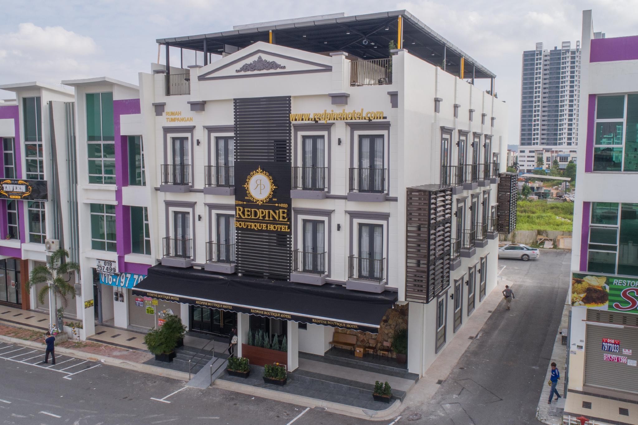 เรดไพน์ บูทิก โฮเต็ล Hotel สกูได ภายนอก รูปภาพ